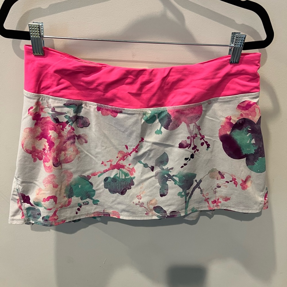 Lululemon Blur Blossom Pace Setter Skirt